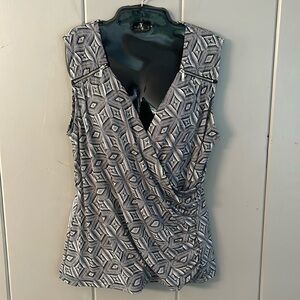 Premise Studios Blouse Black White Geometric Large Mobwife Utility Chic Office
